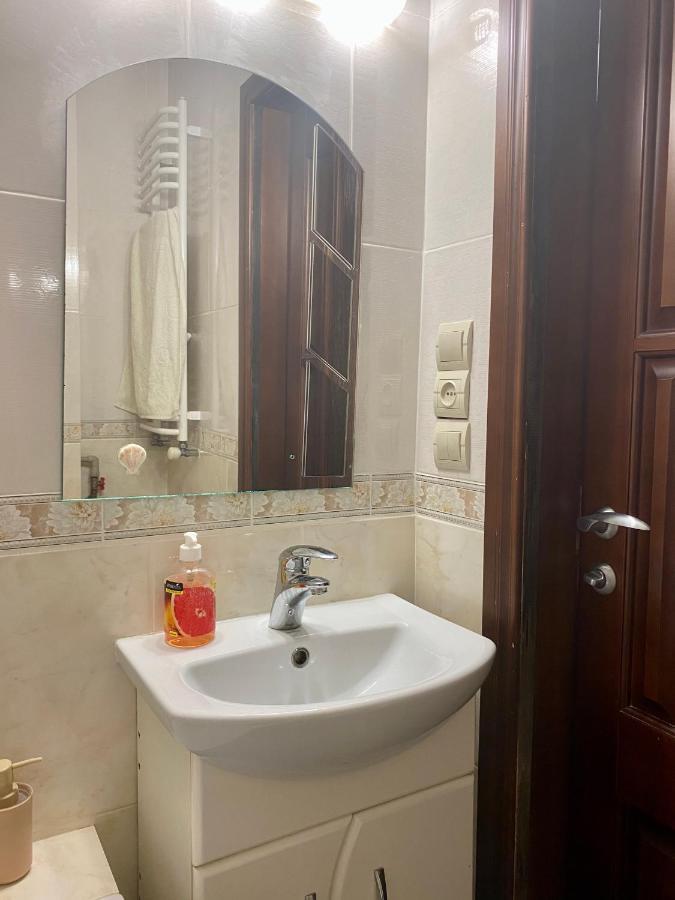 Cozy Apartment Lviv Ngoại thất bức ảnh