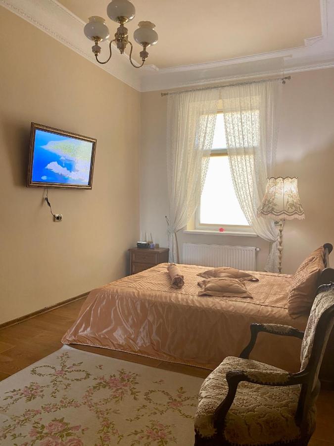 Cozy Apartment Lviv Ngoại thất bức ảnh
