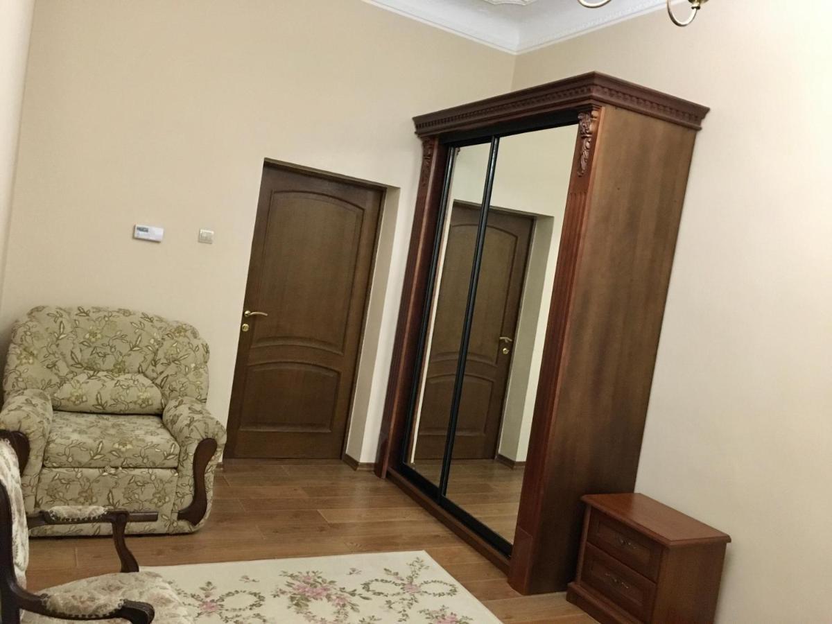 Cozy Apartment Lviv Ngoại thất bức ảnh